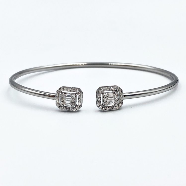 Pulseira de Diamantes com 48 Diamantes