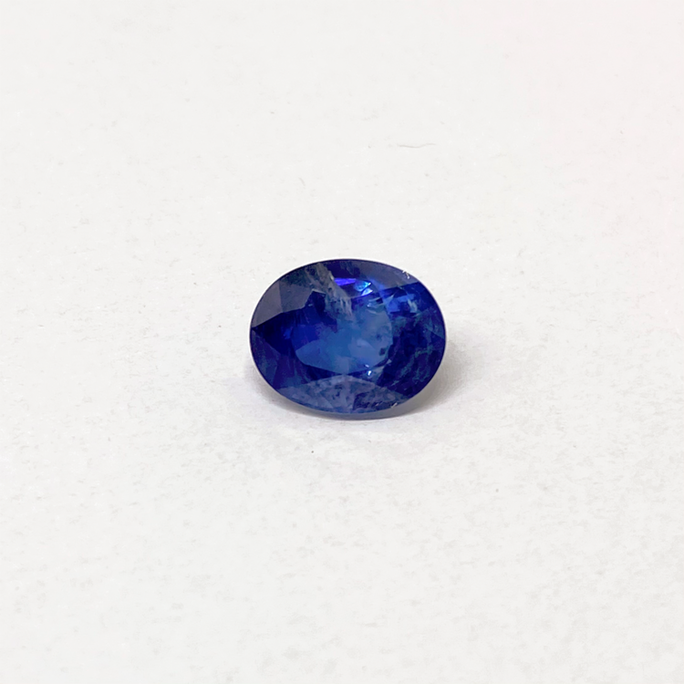 Saphir bleu naturel (4,19 ct)