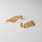 Load image into Gallery viewer, Yellow Gold Earrings
