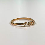 Load image into Gallery viewer, Luxurious 18kt Gold Diamond Ring with 5 Diamonds
