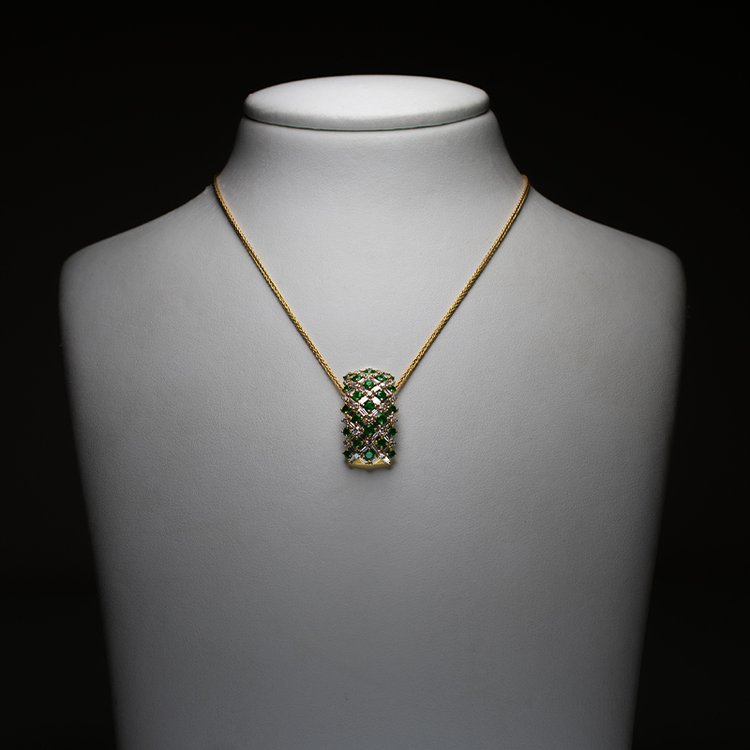 Gold Necklace with Emeralds and Diamonds