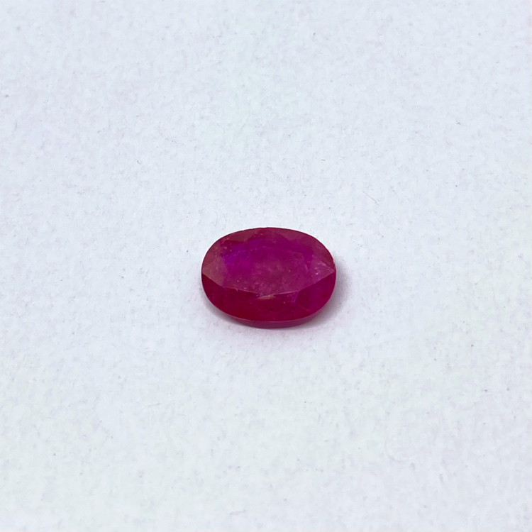 Rubis (3,40 ct)