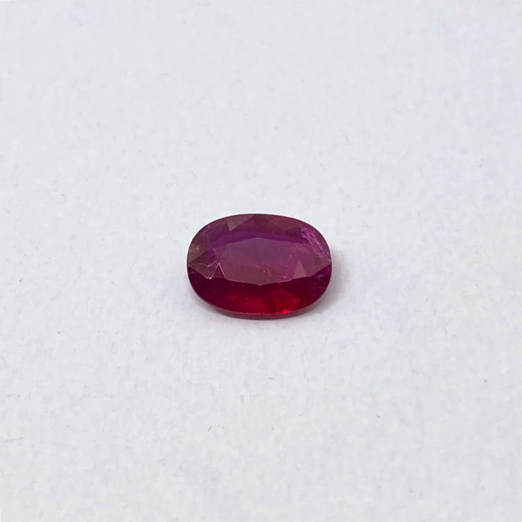 Ruby (2.81 ct)