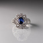 Load image into Gallery viewer, Luxurious Blue Sapphire Ring
