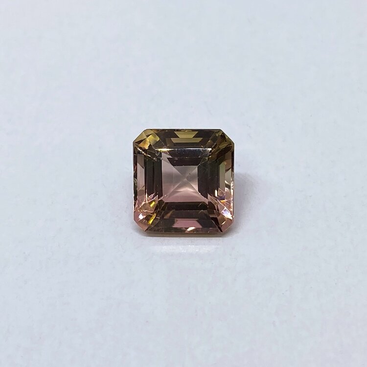 Tourmaline (7.61 ct)