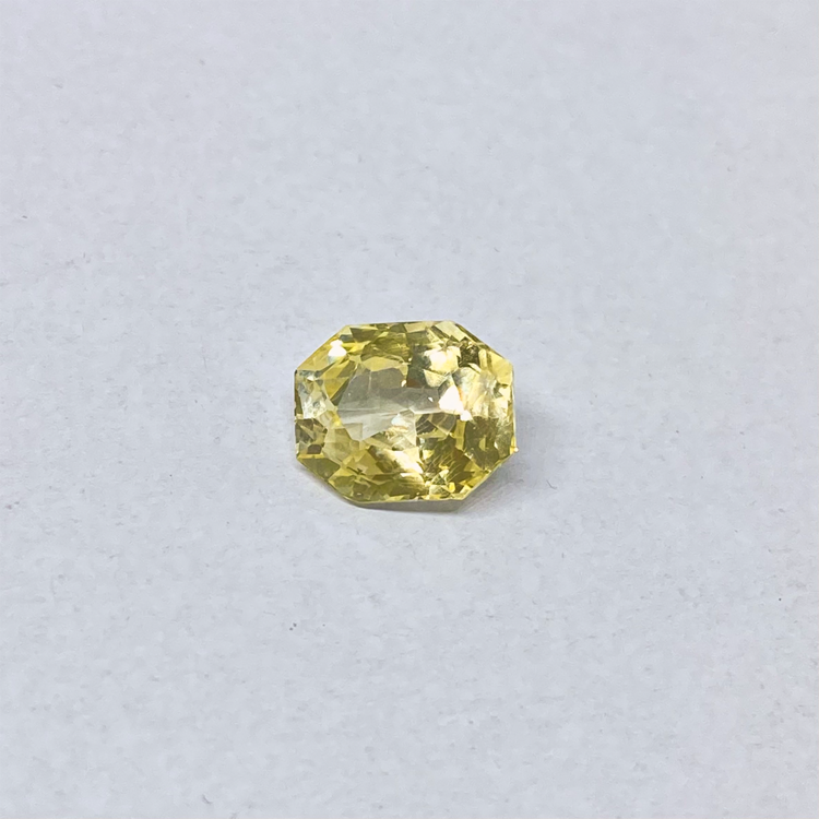 Safira Amarela (5,14 ct) Não Aquecida